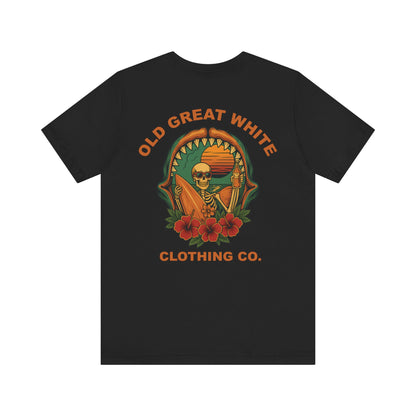 Skeleton Surfer Sunset Tee – Vintage Beach Vibes Graphic Shirt Jersey Short Sleeve Tee