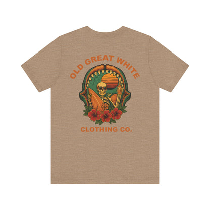 Skeleton Surfer Sunset Tee – Vintage Beach Vibes Graphic Shirt Jersey Short Sleeve Tee